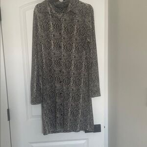 Norma Kamali Elegant Black and Gray Patterned Dress